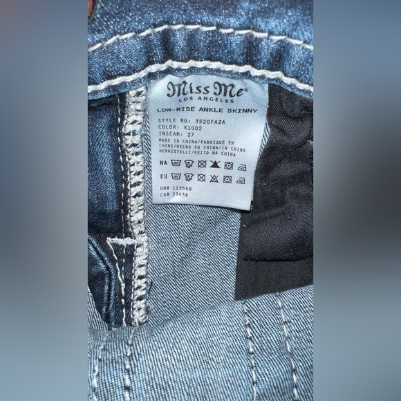 Miss Me jeans size 24 - Picture 3 of 8